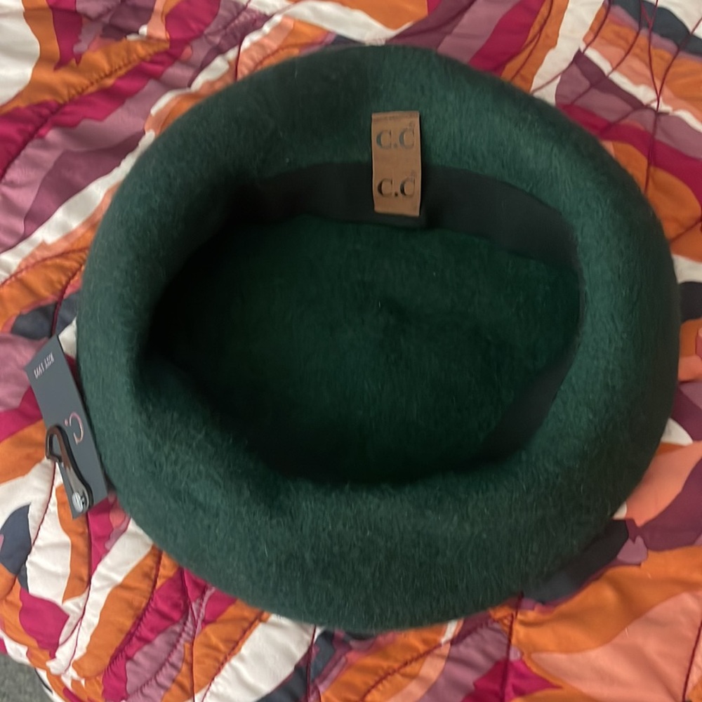 C.C Forest Green Beret - Picture 5 of 5